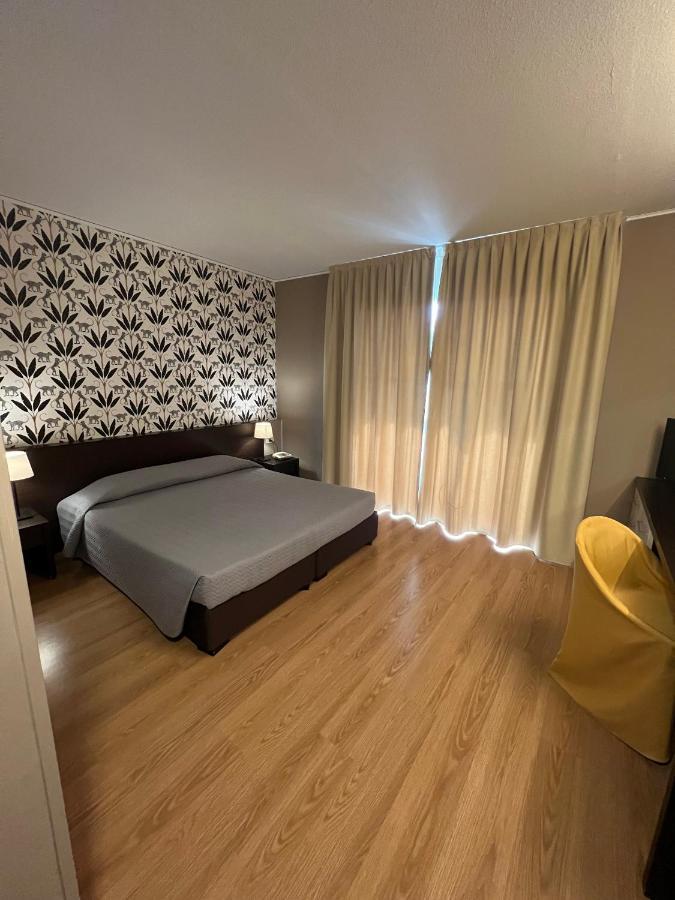 Hotel & Castelli 4*